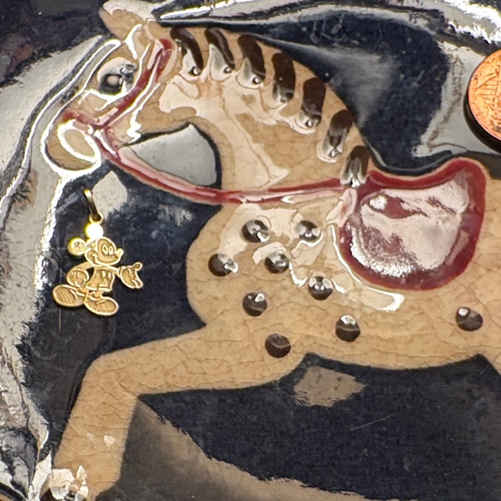 10k gold Mickey Mouse pendant